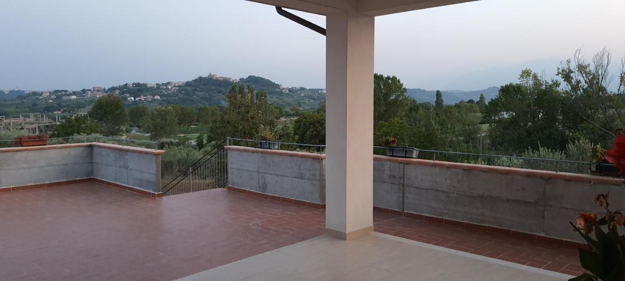 Casa Vacanze Cerreto 3 Miglianico Екстериор снимка