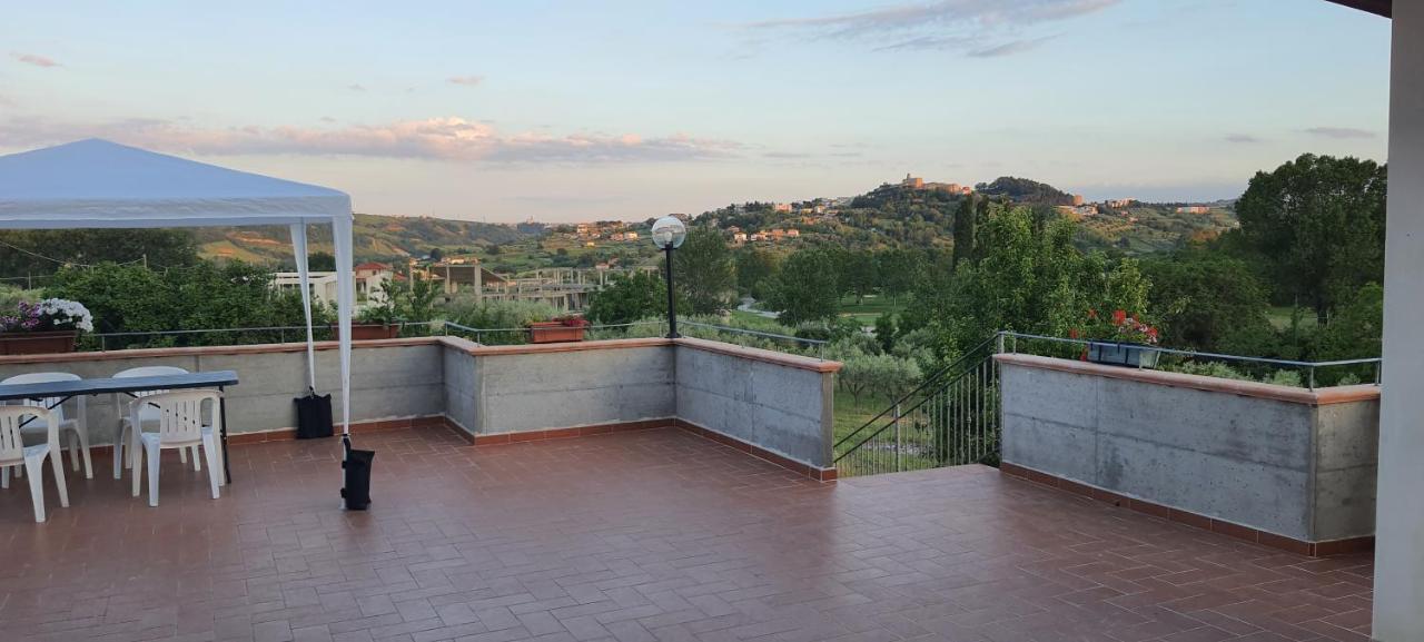 Casa Vacanze Cerreto 3 Miglianico Екстериор снимка